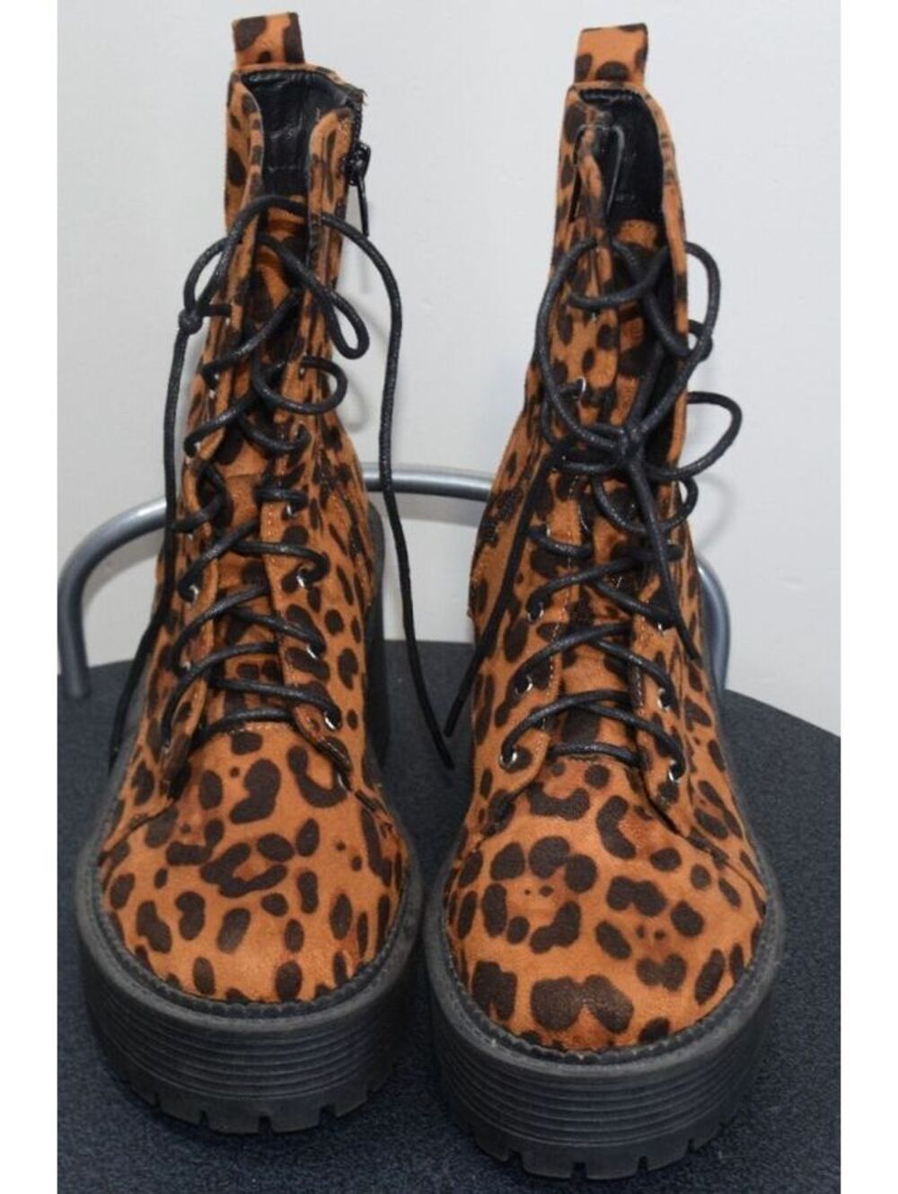 Miss Lola Leopard Print Lace Up Platform Combat Boots Womens Size 7 Chunky Heel
